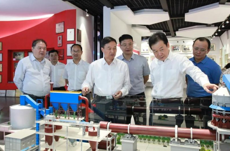 南通市政府潘建华副市长一行到开云手机站登录入口集团调研