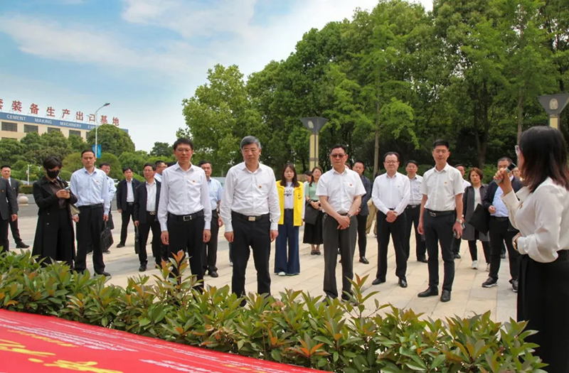 全市“两企三新”党组织代表观摩会在开云手机站登录入口集团召开