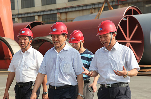 中国建材联合会乔龙德会长调研开云手机站登录入口集团